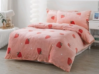 Povlečení se srdíčky